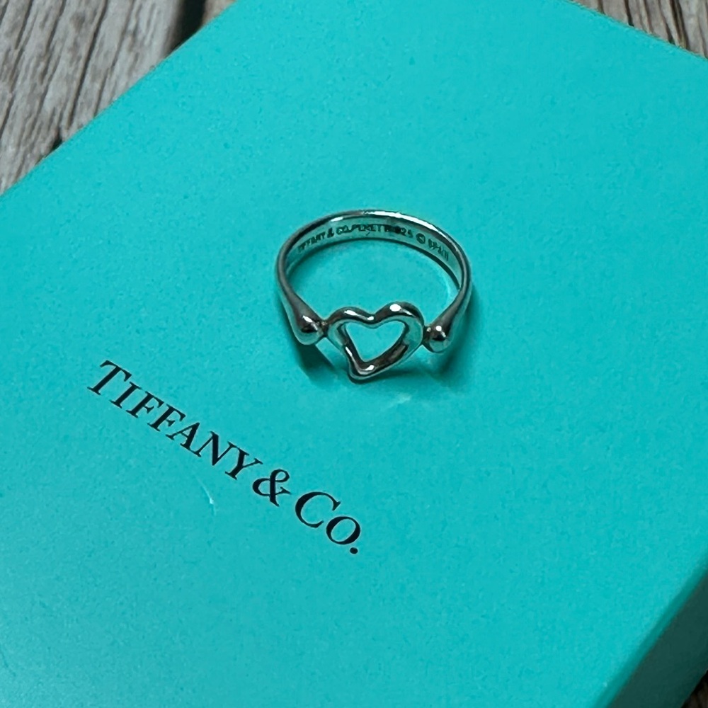 Tiffany Co Sterling Silver Elsa Peretti Open Heart Ring Size 5.75